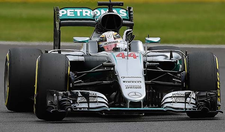 Pole, Hamilton revela "muita pressão" na última volta
