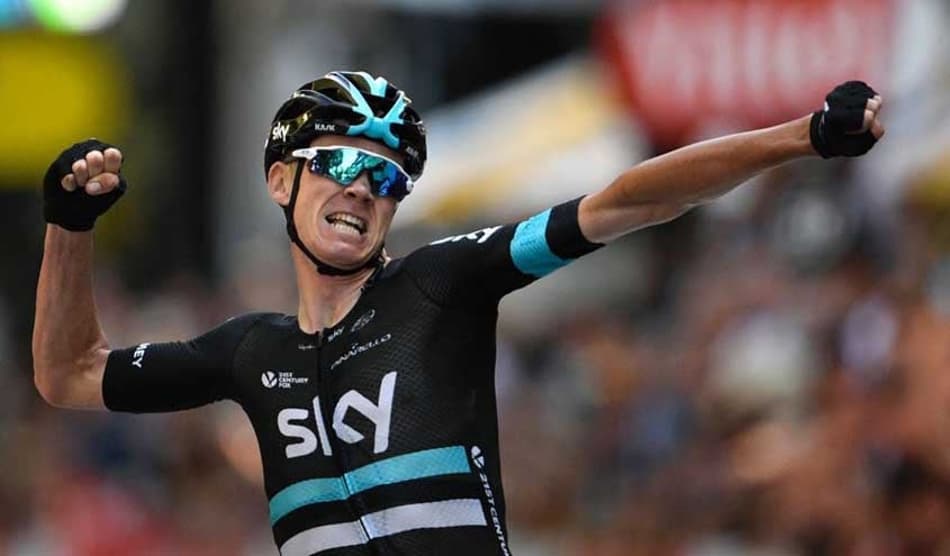 Froome tem grande performance, vence etapa e agora lidera Tour