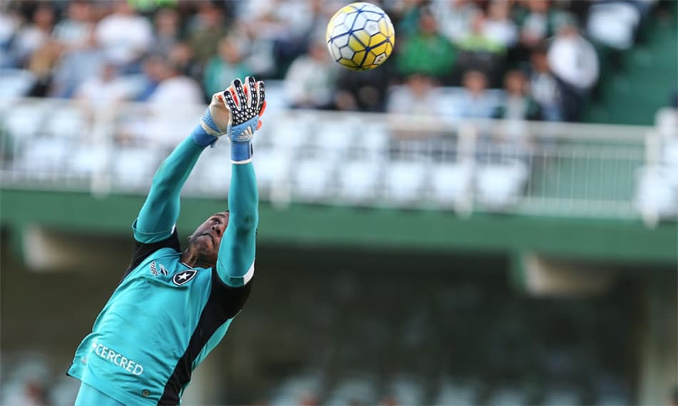 ATUAÇÕES: Sidão faz milagre e se destaca no empate do Botafogo