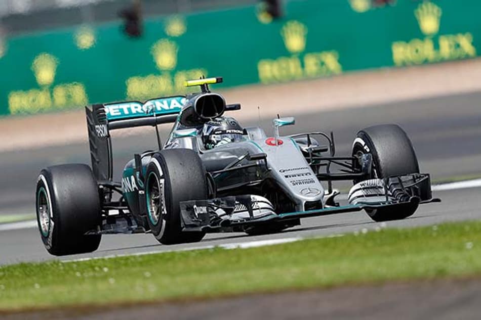 Rosberg é punido e cai para 3º, promovendo Verstappen