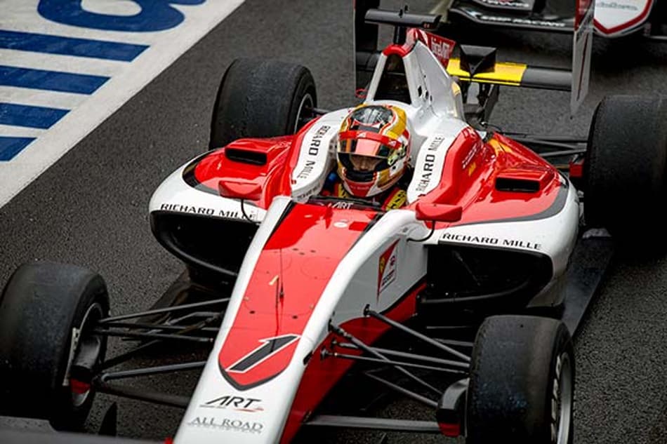 Ferrari convoca Charles Leclerc para teste em Silverstone