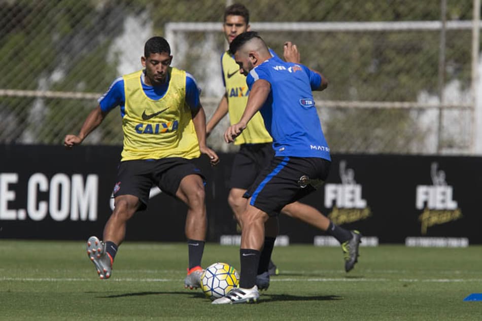 AO VIVO! Corinthians se prepara para o clássico de domingo