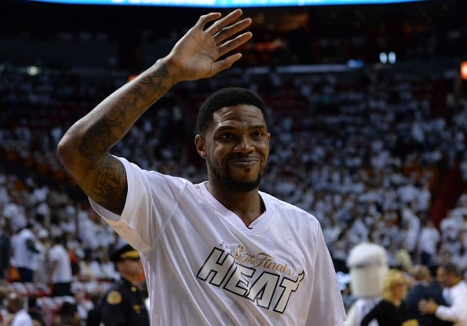 Udonis Haslem renova com o Miami Heat por mais uma temporada