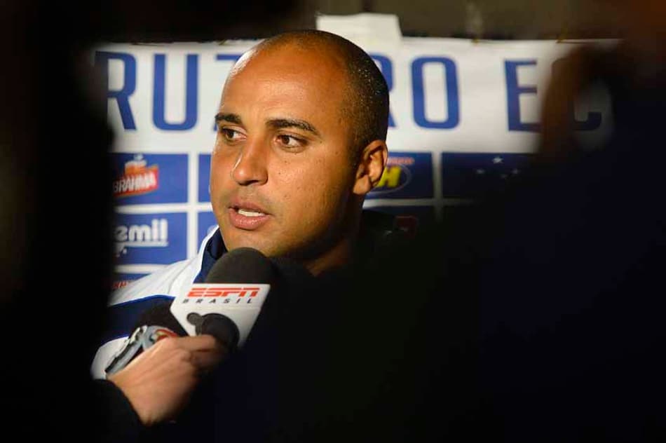 Criciúma apresentará Deivid na próxima terça-feira