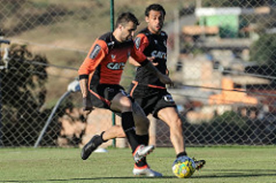 Marcelo faz planos para escalar Pratto e Fred juntos mais uma vez