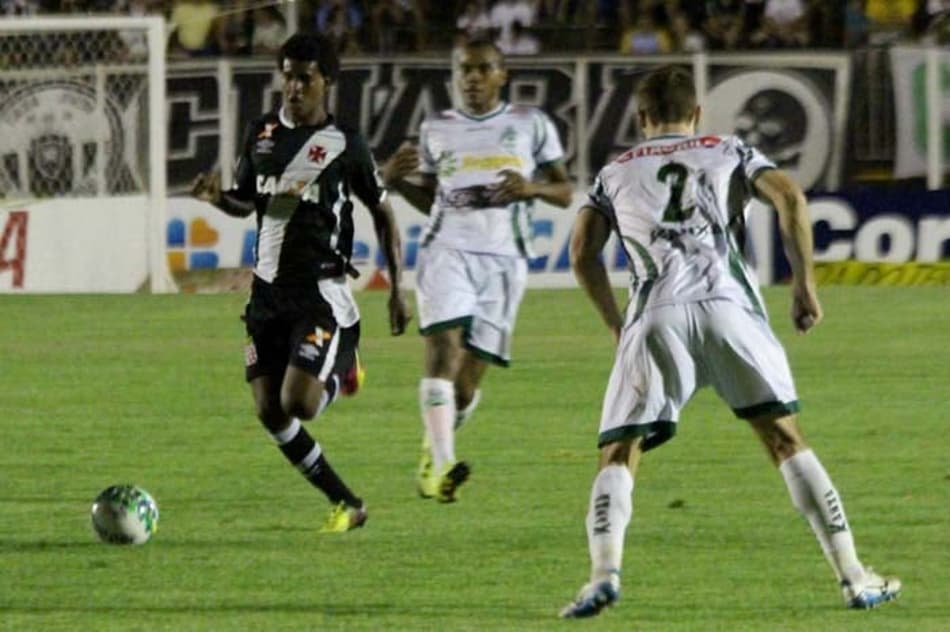 Vasco x Luverdense: prováveis times, onde ver, desfalques e palpites