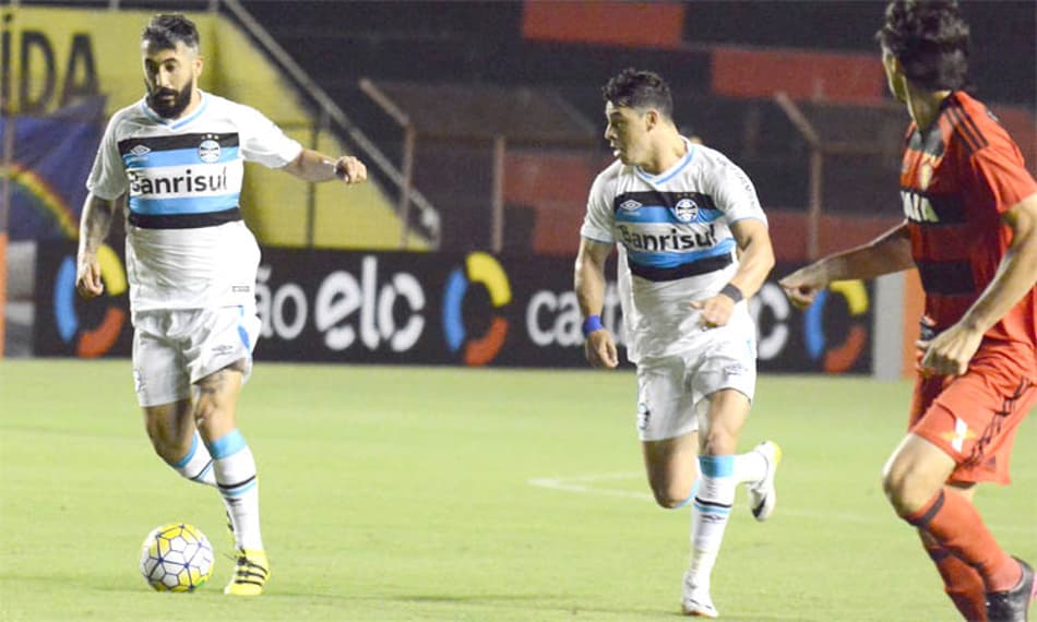 Em bom momento, Grêmio encara o Sport na Ilha do Retiro. SIGA!
