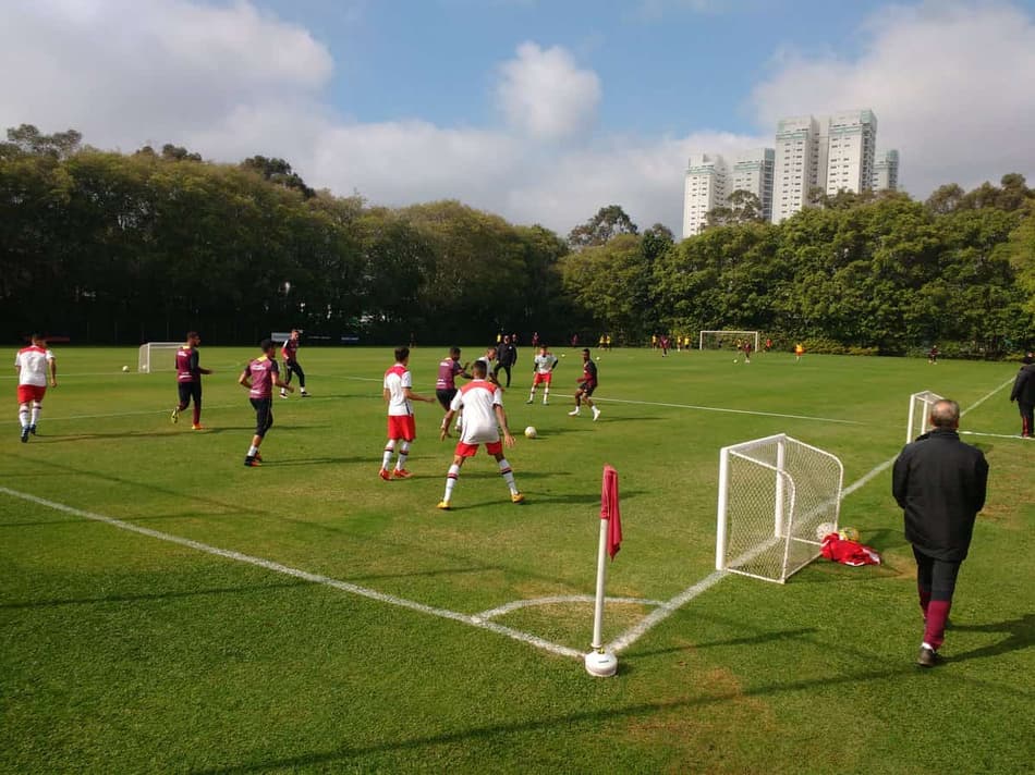 AO VIVO! Siga o treino do São Paulo desta sexta-feira direto do CT