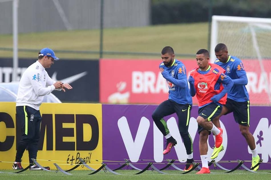 AO VIVO! Seleção Olímpica ensaia equipe na Granja Comary