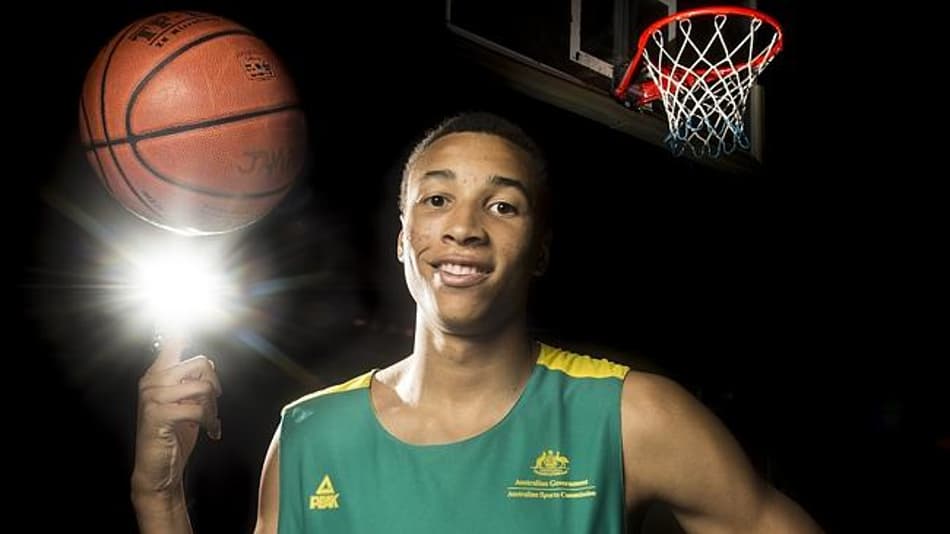 Jovem talento do Utah Jazz, Dante Exum ainda não tem data para voltar às quadras