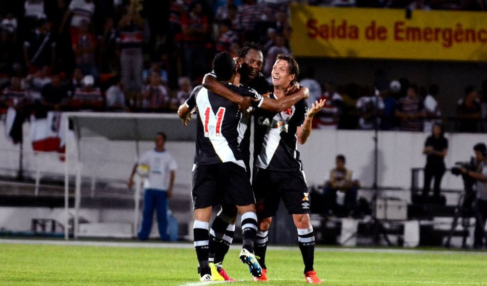 ATUAÇÕES: Andrezinho e Pikachu comandam a vitória do Vasco. Vote!