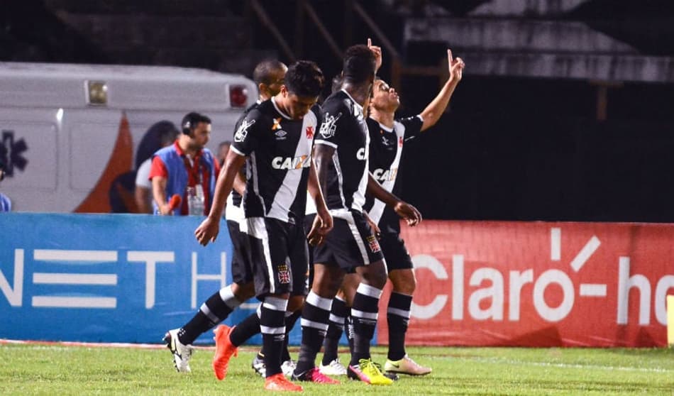 Santa Cruz x Vasco