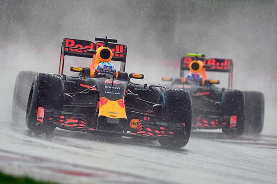 Daniel Ricciardo revela irritação com as bandeiras amarelas