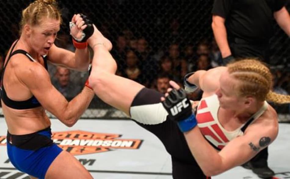 Holm reflete após nova derrota no UFC: ‘Preciso acreditar mais em mim’