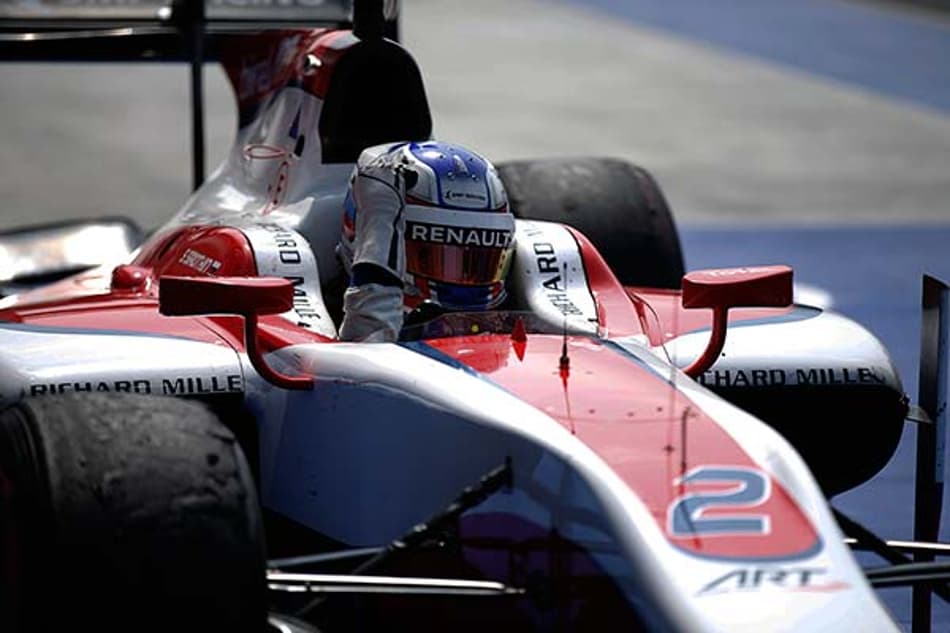 Sirotkin irá substituir Albon na Fórmula 2 em Baku