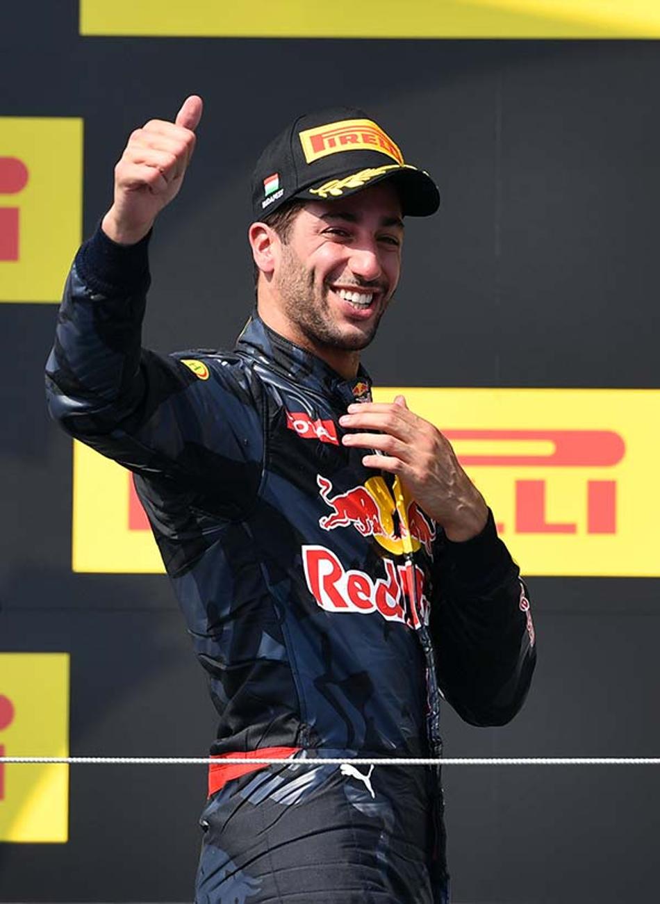 Daniel Ricciardo aproveita seu segundo pódio da temporada