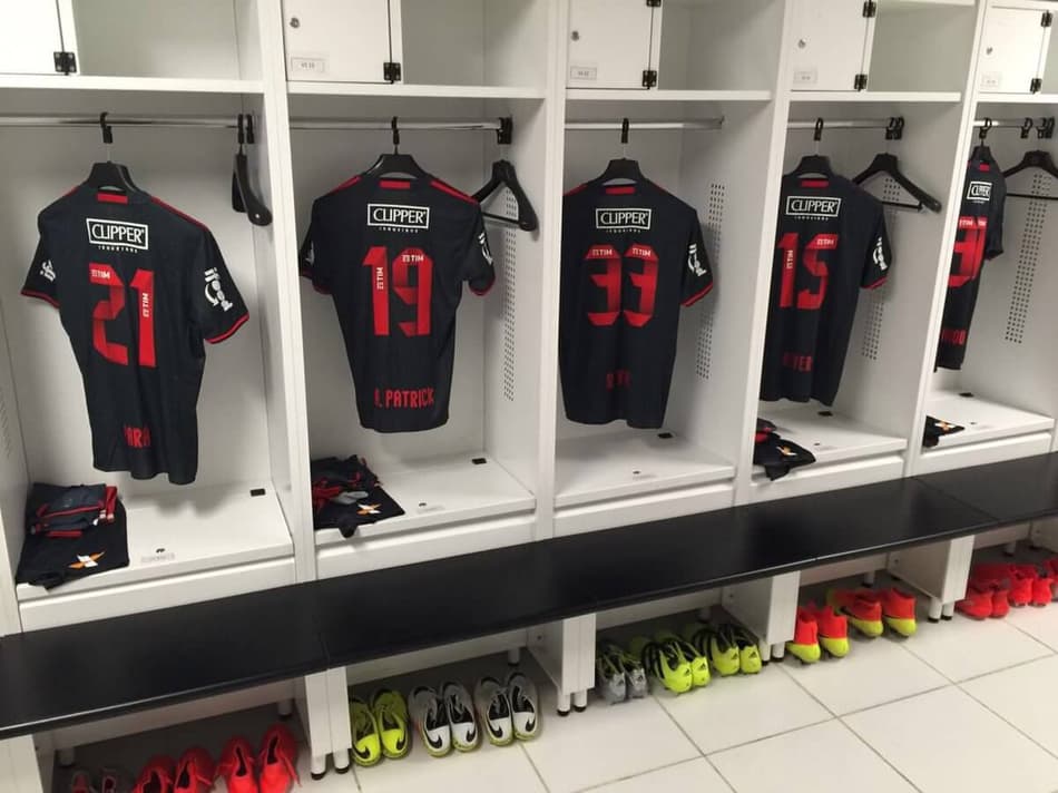 Três brasileiros aparecem na lista das dez camisas mais vendidas da América em 2016