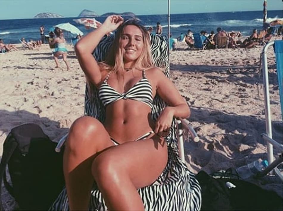 Carol Portaluppi ‘ataca’ de novo