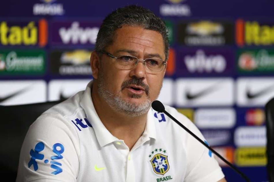 Micale cita números, obstáculos e se despede da CBF: ‘Dei o melhor’