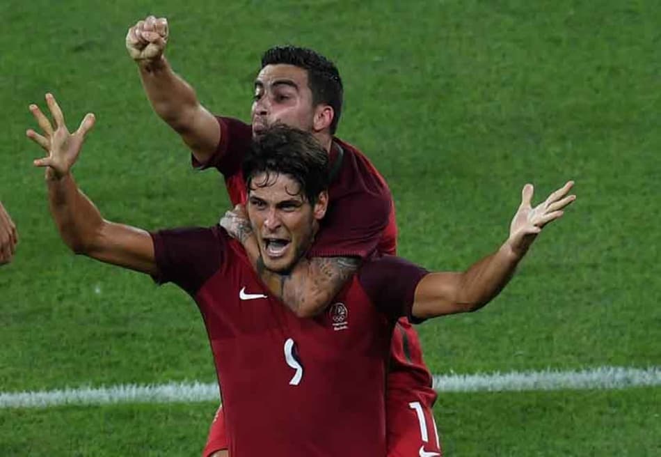 Paciência, hermanos! Portugal vence Argentina na estreia