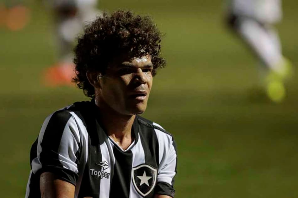 De olho no G6, Botafogo luta para encerrar jejum contra a Ponte Preta
