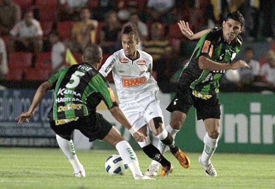 América-MG e Santos: prováveis times, onde ver, desfalques e palpites
