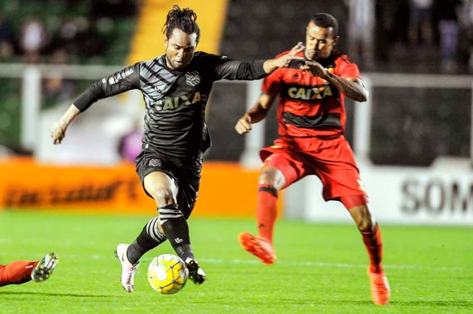 Em jogo apagado, Figueirense e Sport ficam no empate no Orlando Scarpelli