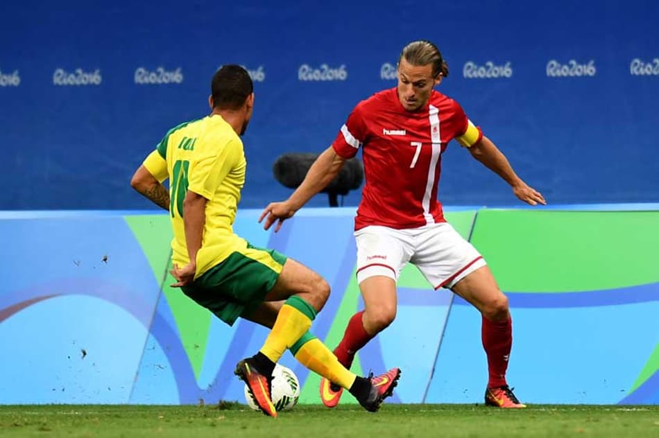 Dinamarca bate a África do Sul no futebol masculino e lidera Grupo A
