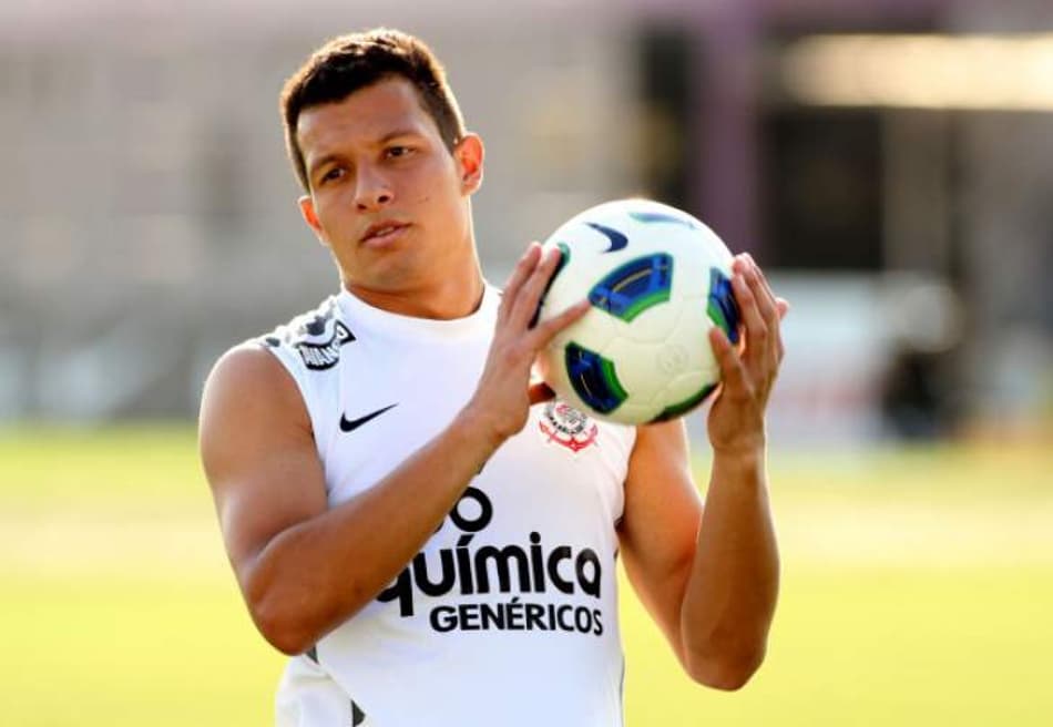 Revelado pelo Corinthians, atacante acerta com clube europeu
