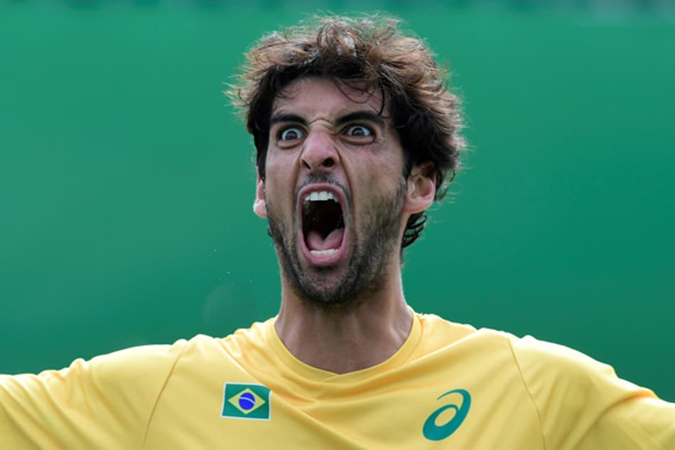 Bellucci domina Tomic e faz semi inédita em Shenzen