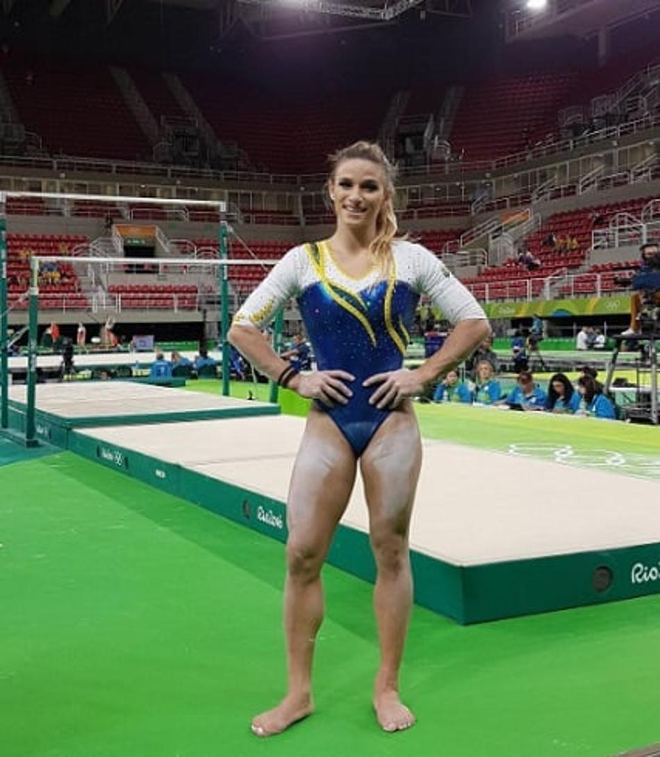 Jade e Zanetti são destaque no primeiro dia do Brasileiro de Ginástica