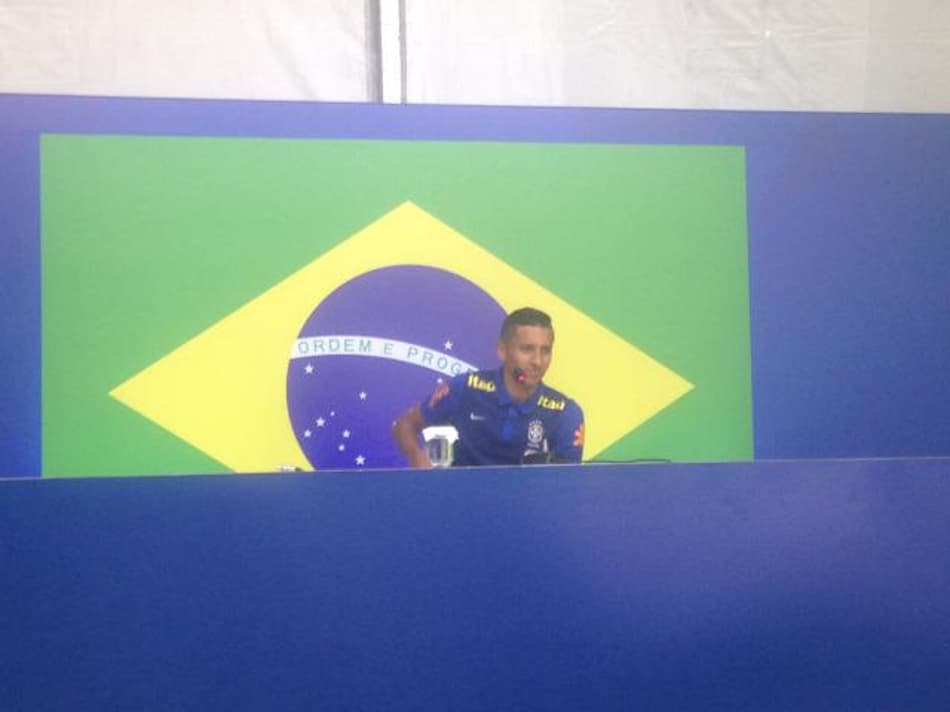 TEMPO REAL: Marquinhos dá entrevista coletiva na Seleção Olímpica