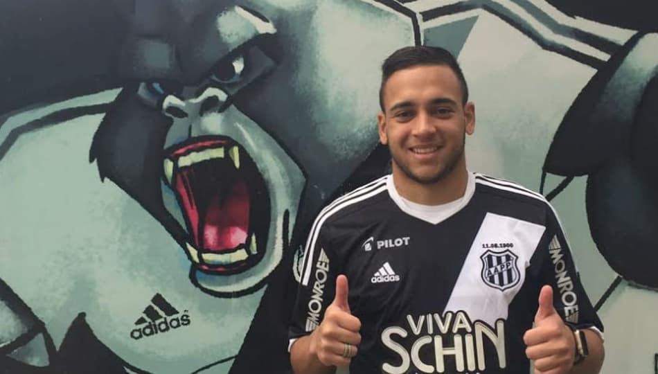 Pela Ponte Preta, Eduardo Baptista indica Maycon na vaga de Galhardo