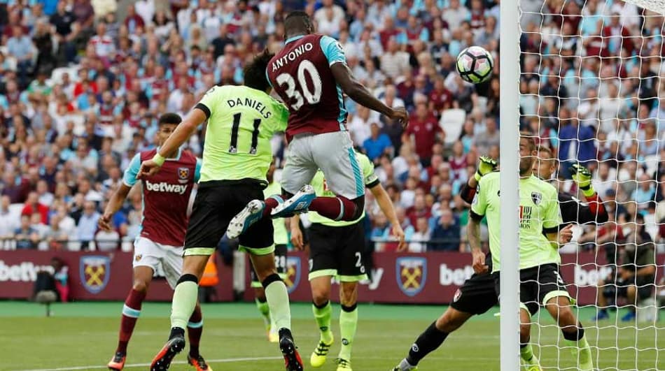 Calleri estreia na Premier League e West Ham vence em sua nova casa