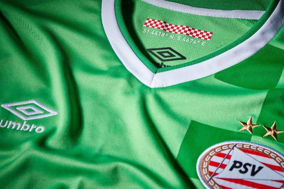 PSV lança terceira camisa para temporada