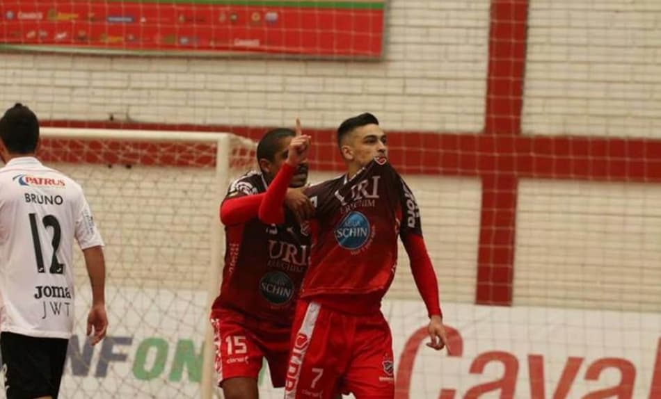 Resumão: goleadas e novo líder na Liga Nacional de Futsal 2016