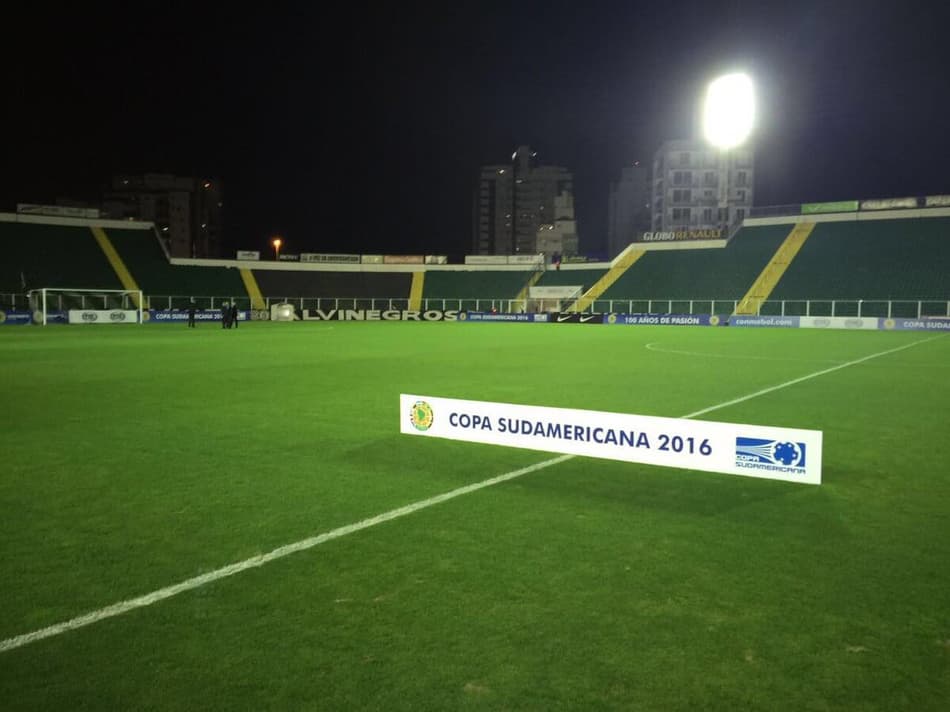 Com crise na Conmebol, placas de na Sul-Americana ficam ‘pobres’