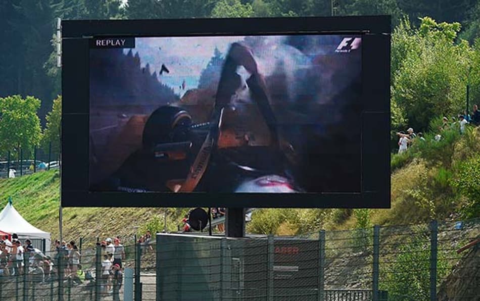 Magnussen foi levado para o hospital com um corte no tornozelo esquerdo