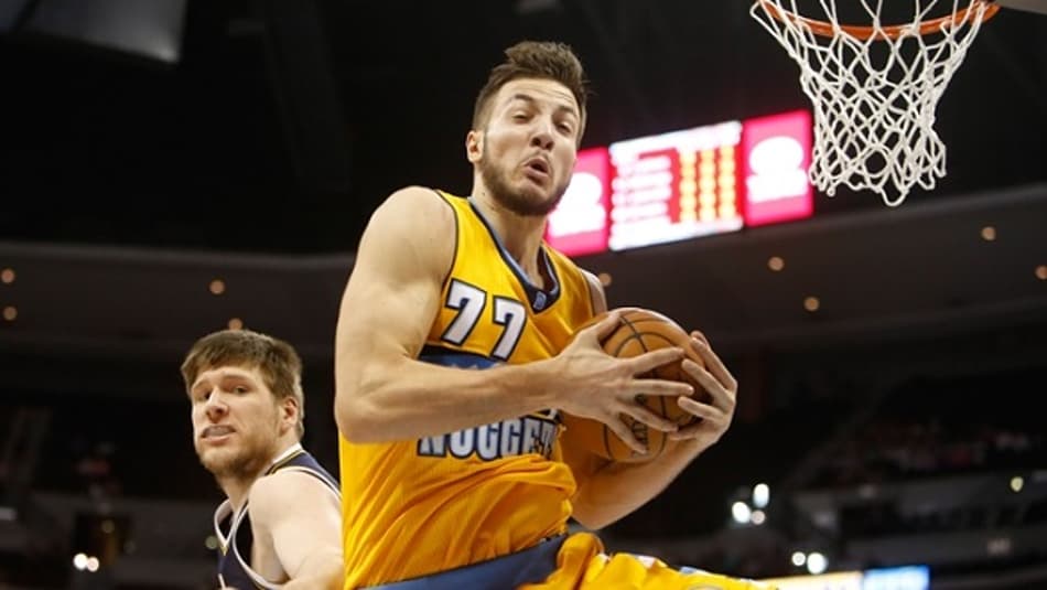 Oklahoma City Thunder fecha troca e adquire pivô Joffrey Lauvergne