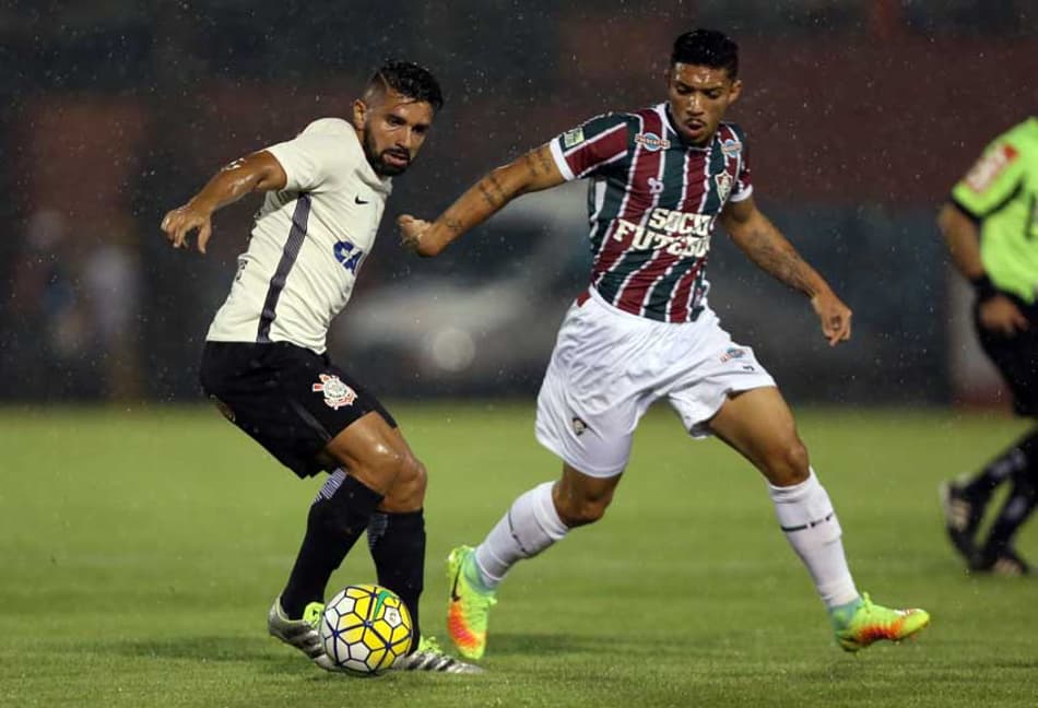Cássio vê falta em lance do gol do Flu e indica ‘troco’ de arbitragem