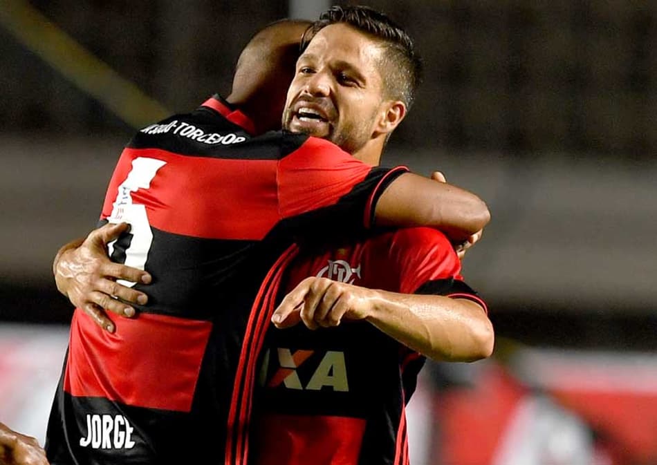 Diego diz que Fla passou no teste: ‘Equipe aprovada e boa expectativa’