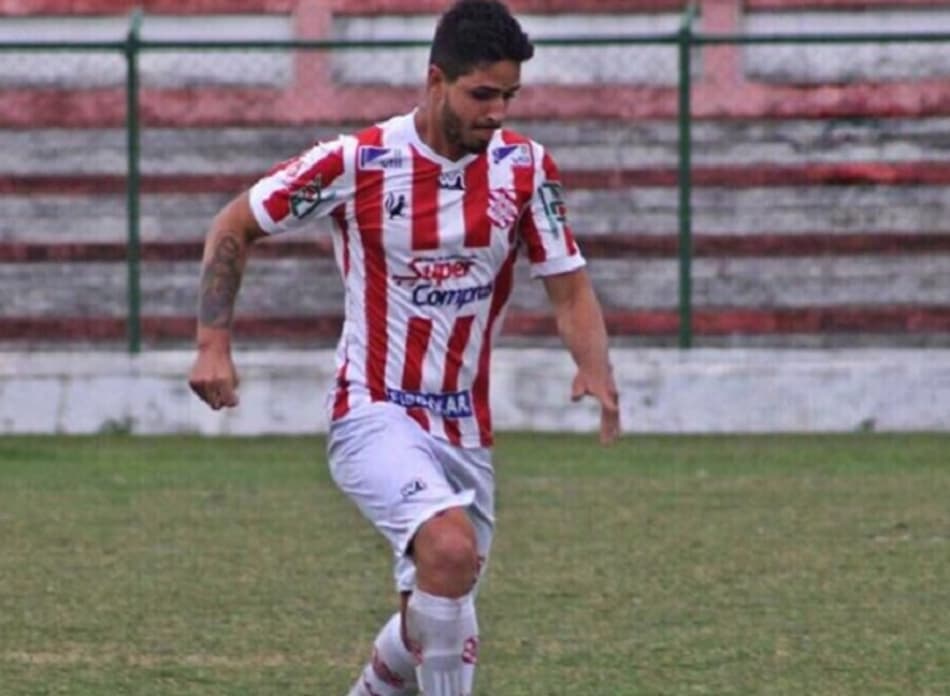 Emprestado pelo Vasco, Kadu Fernandes fez sua estreia como profissional pelo Bangu