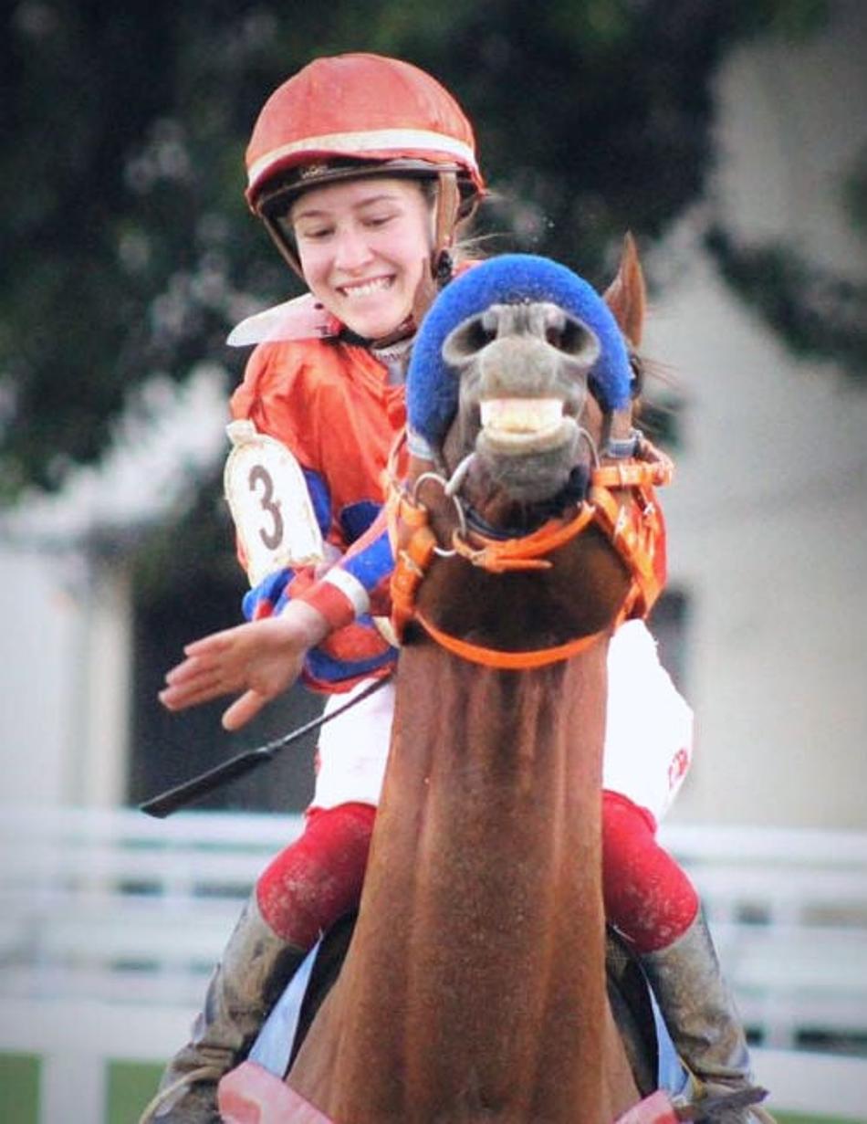 Victoria Mota vence com as três que indicou