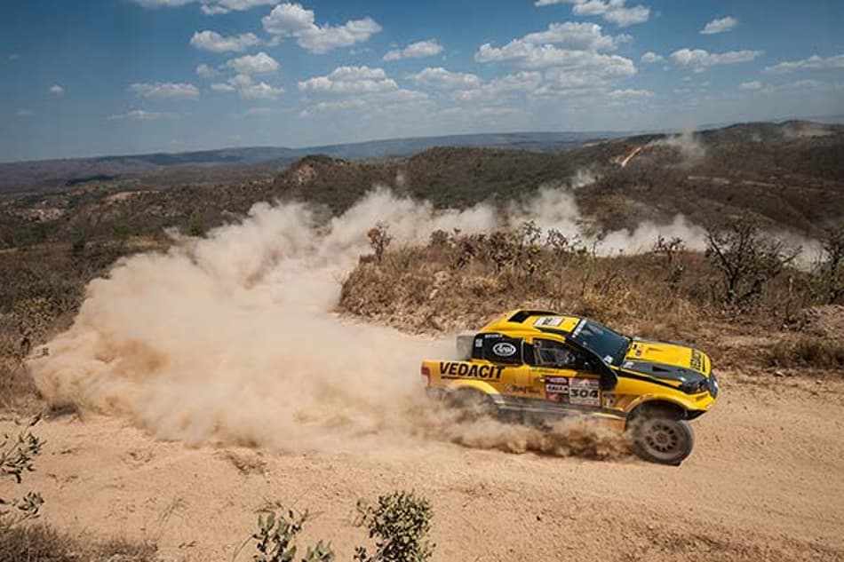 Ramon Sacilotti, Cristian Baumgart, Cristiano Batista e Marcelo Medeiros vencem primeira etapa do Rally dos Sertões