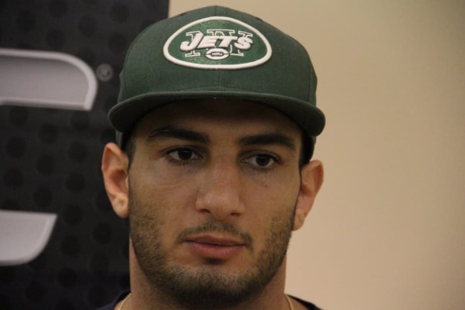Mousasi lamenta inversão de valores no UFC: 'As pessoas são estúpidas'