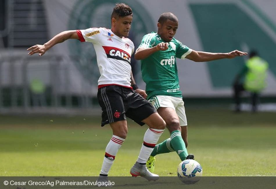 Paraná acerta com lateral do Palmeiras e volante do J. Malucelli