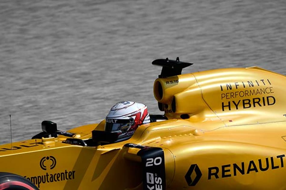 Magnussen espera definir seu futuro até a próxima semana