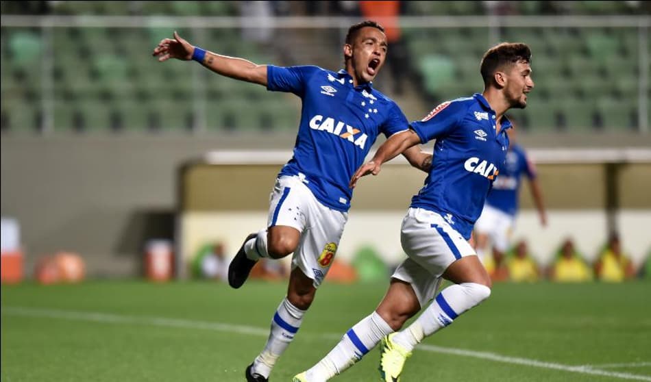 Vitória no clássico deixa o Cruzeiro com a melhor pontuação do returno