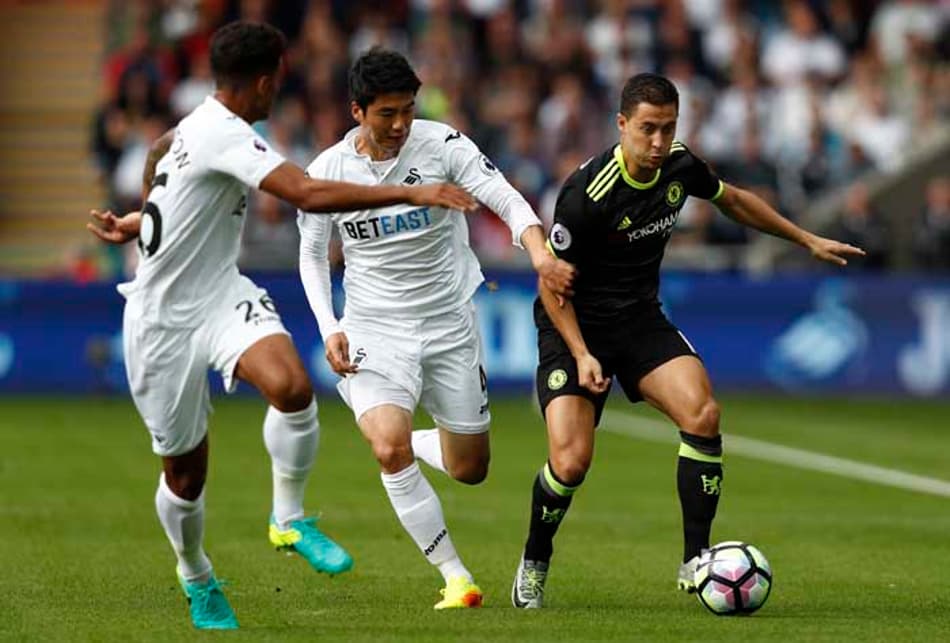 TEMPO REAL! Chelsea visita o Swansea pelo Inglês