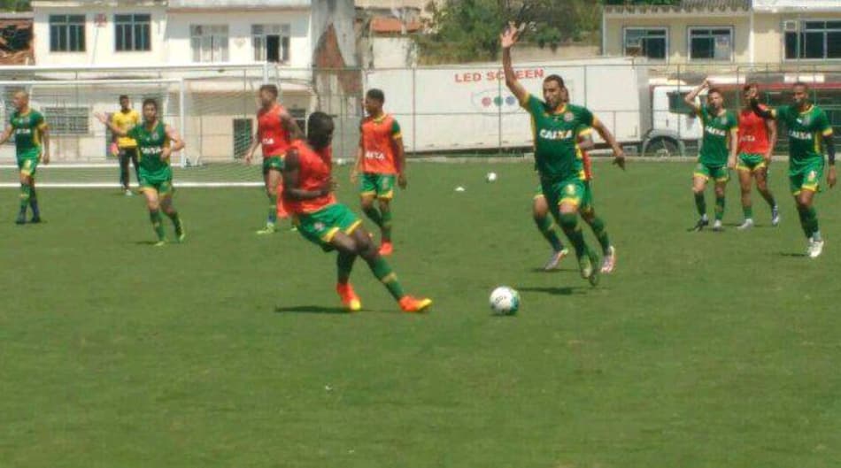 AO VIVO! Siga tudo que acontece no dia do Vasco